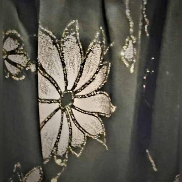 Feminine Black Floral Mini Dress - Picture 4 of 4